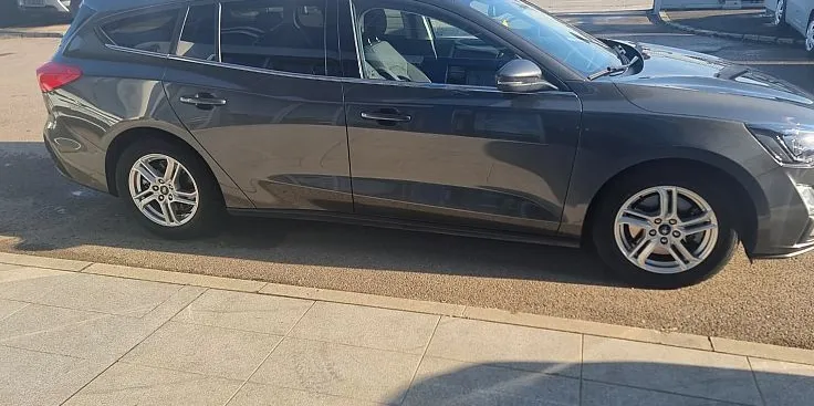 Zunanja slika - Ford Focus - 1.0 EcoBoost mHEV 92 kW Connected - 5