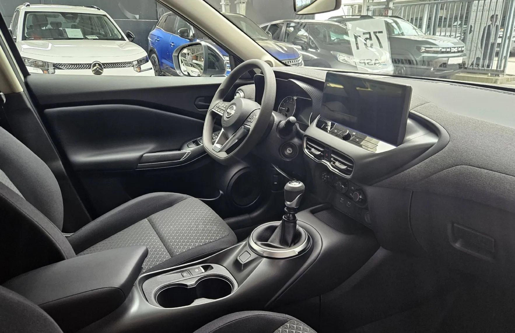 Zunanja slika - Nissan Juke - 1.0 DIG-T 114 Acenta - 7