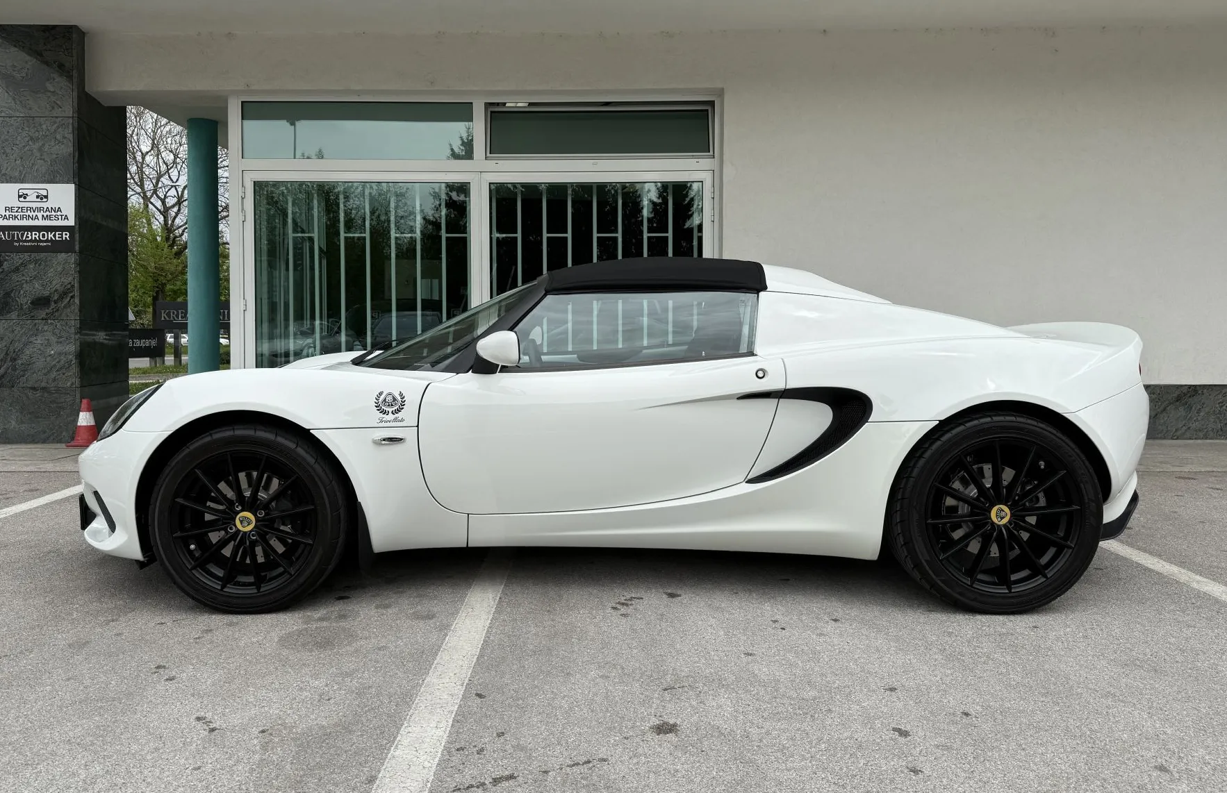 Zunanja slika - Lotus Elise - Sport 1.6 atmosferski motor zelo lahek - 8