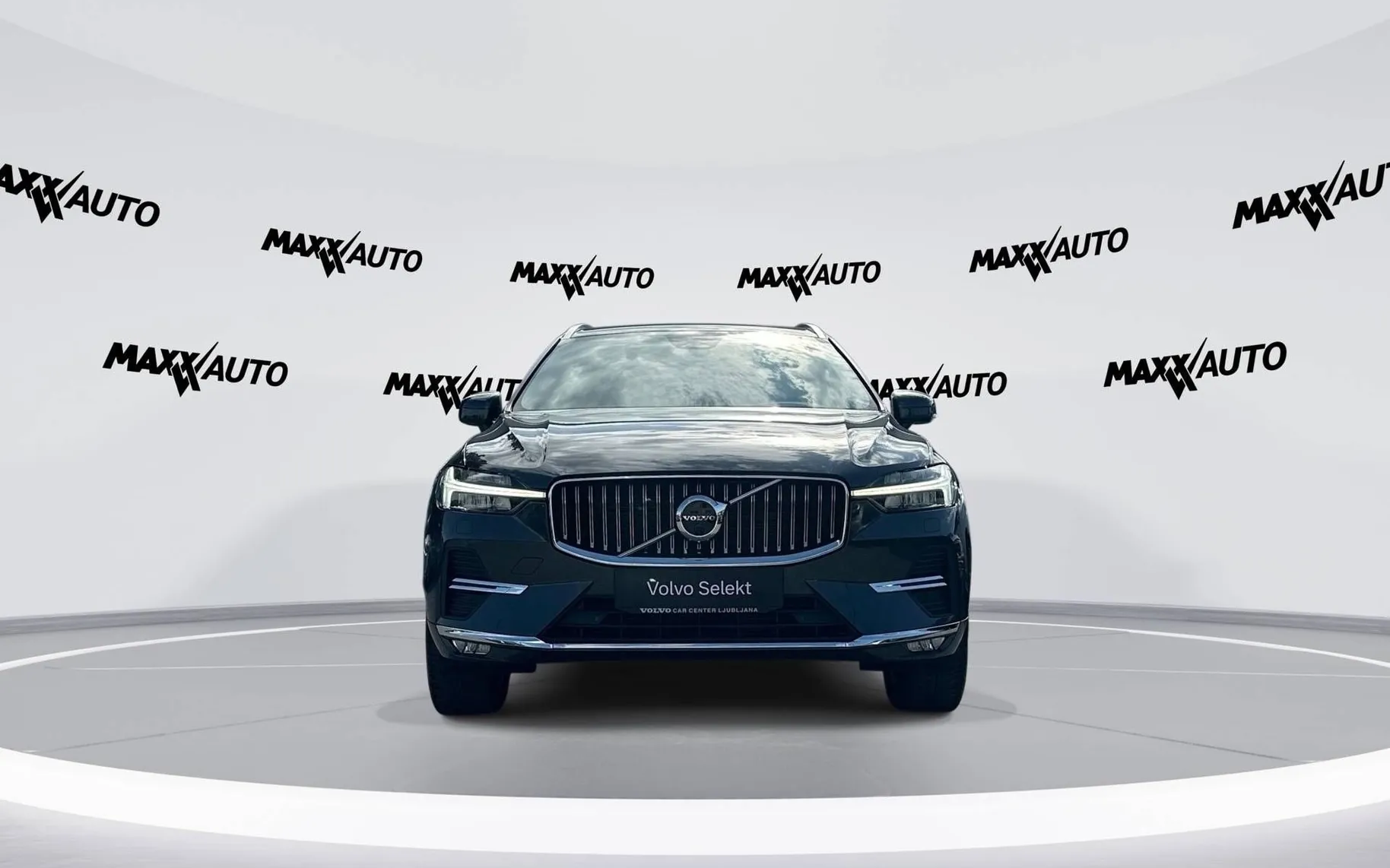 Zunanja slika - Volvo XC60 - B4D AWD Plus Bright Avt. - 2