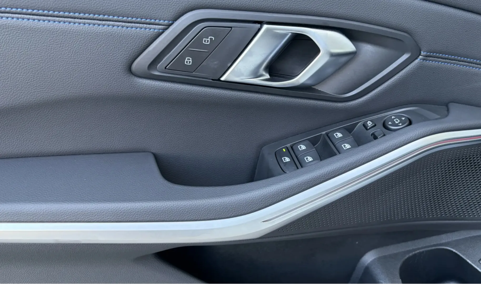 Zunanja slika - BMW Serija 3 - 320d xDrive Touring Avt. - 12