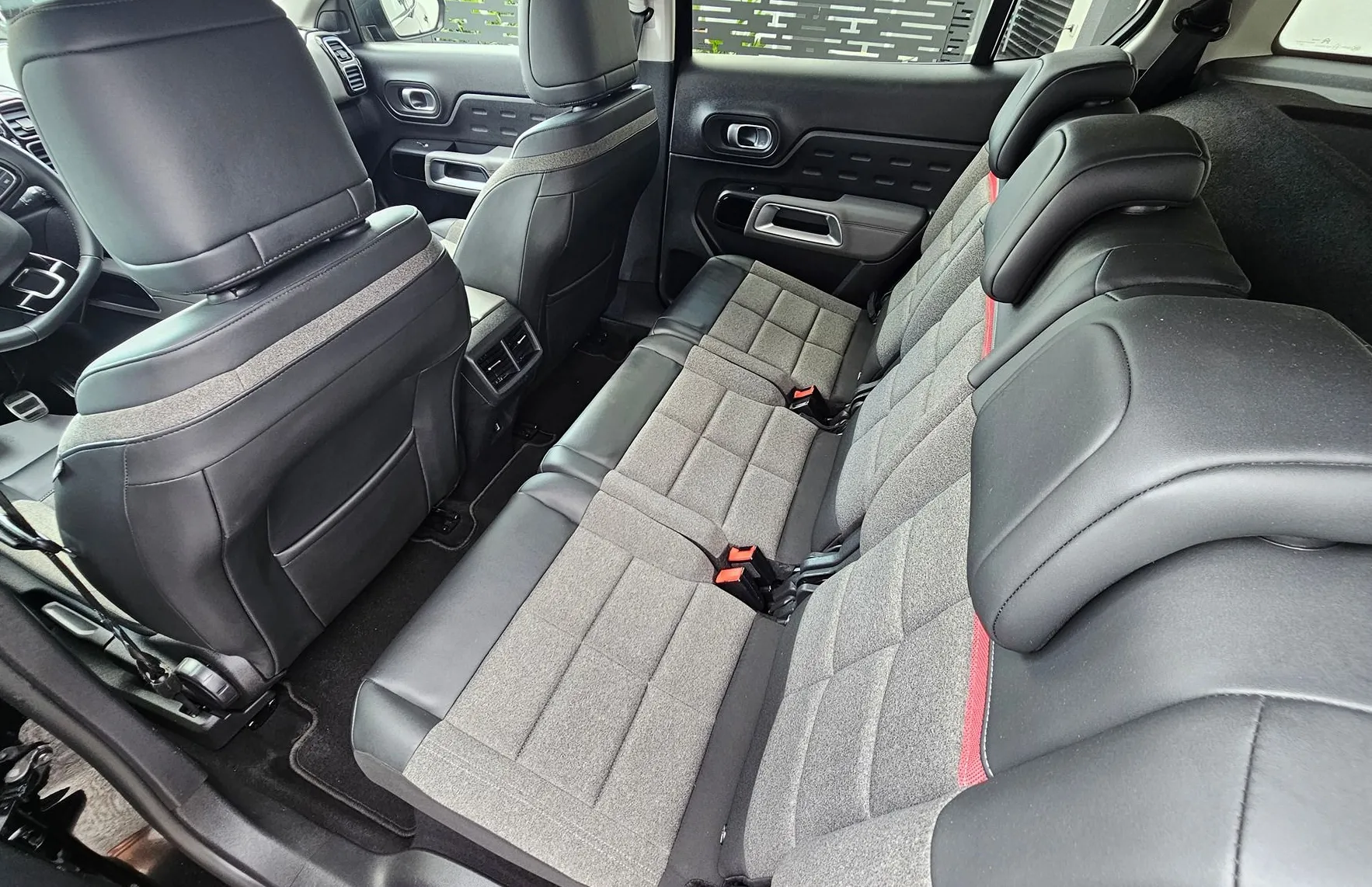 Zunanja slika - Citroën C5 Aircross - BlueHdi 130 S S-Le 110.000km-1.LAST-LED-KAMERA-ODL - 5