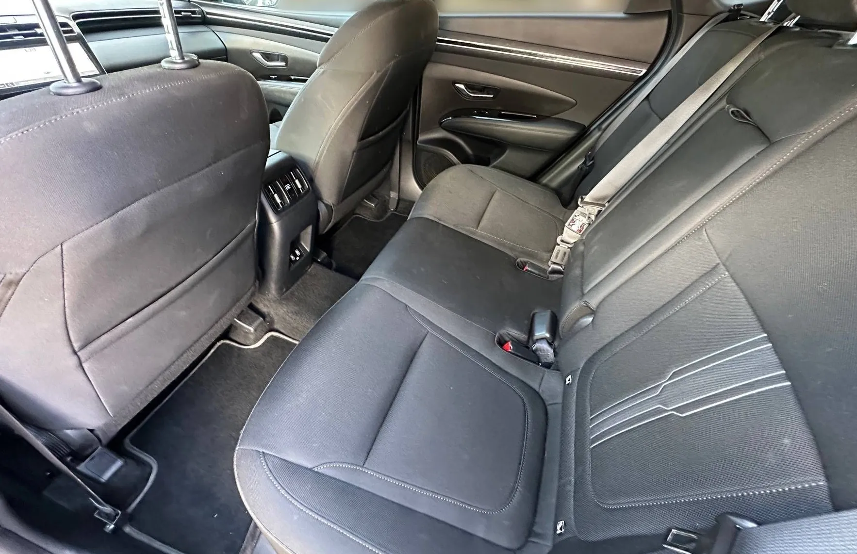 Zunanja slika - Hyundai Tucson - 1.6 T GDI 1LASTNIK VIRTUAL NAVI PDC KAMERA TOP - 20