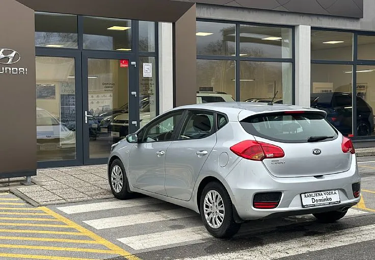 Zunanja slika - KIA Ceed - 1.4°°2.Lastnik°°SLO poreklo - 3