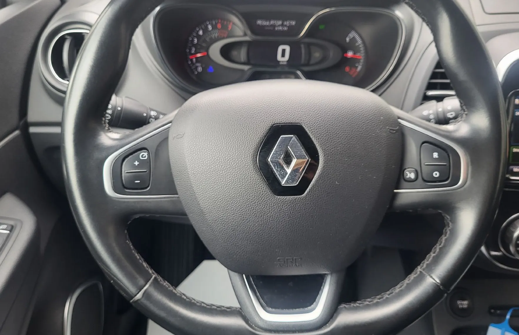 Zunanja slika - Renault Captur - Intens TCe 90 1last-navi-alu-kamera-pdc-tempom-acc - 8