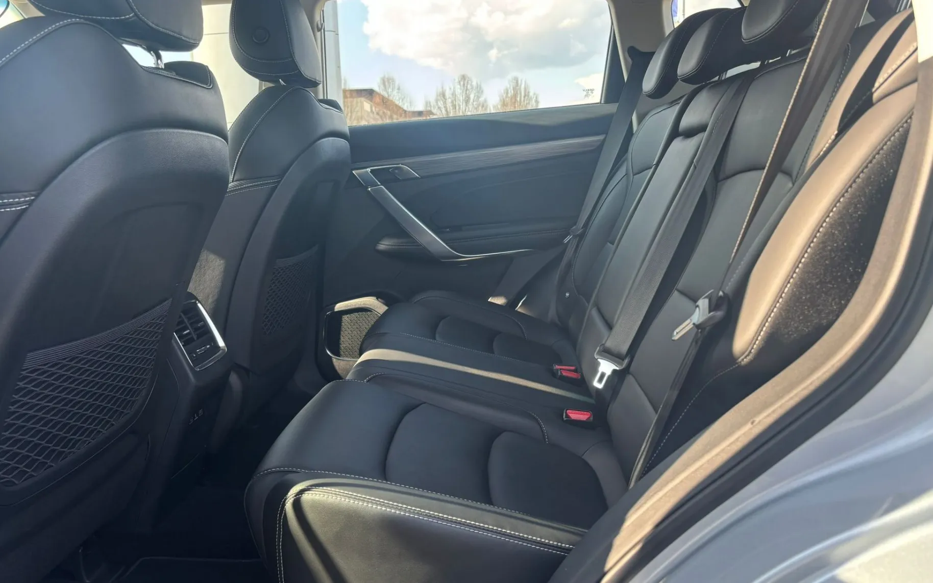 Zunanja slika - Geely Atlas Pro - 1.5 TD 48V EMS Flagship 4WD DCT 360.KAMERA-KEYLESS - 7