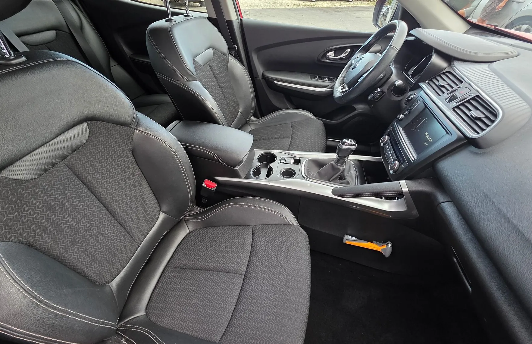 Zunanja slika - Renault Kadjar - dCi 110 BOSE LED-NAVI-KAMERA-NAVI-ALU-VIRUTAL - 13