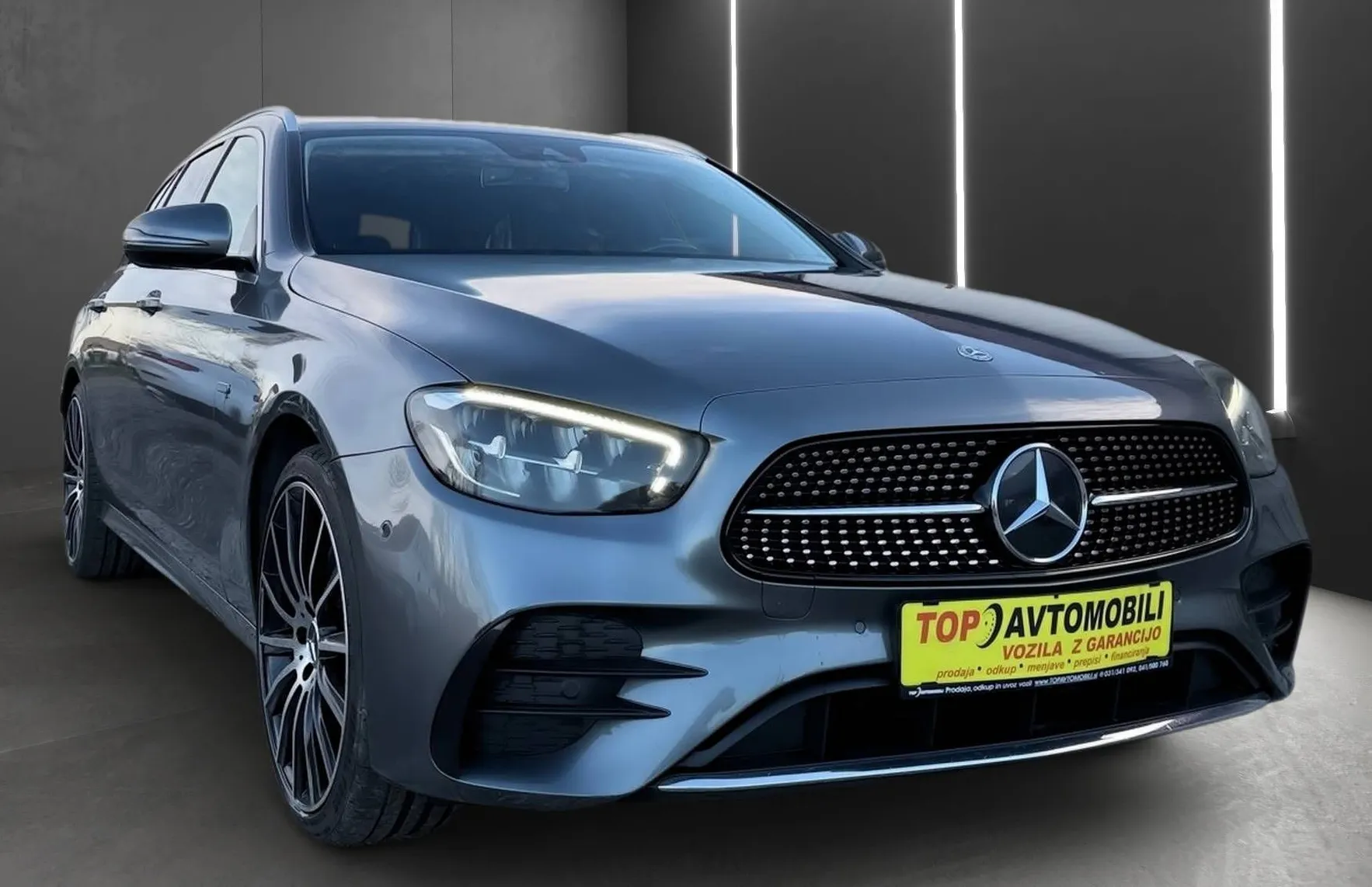 Zunanja slika - Mercedes-Benz E-Razred - 300 de 4MATIC AMG LINE LED DISTRONIC KAM USNJE T - 10