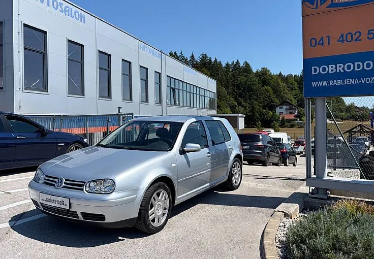 Zunanja slika - Volkswagen Golf - Basis 1.6 ZELO LEPO OHRANJEN - 3