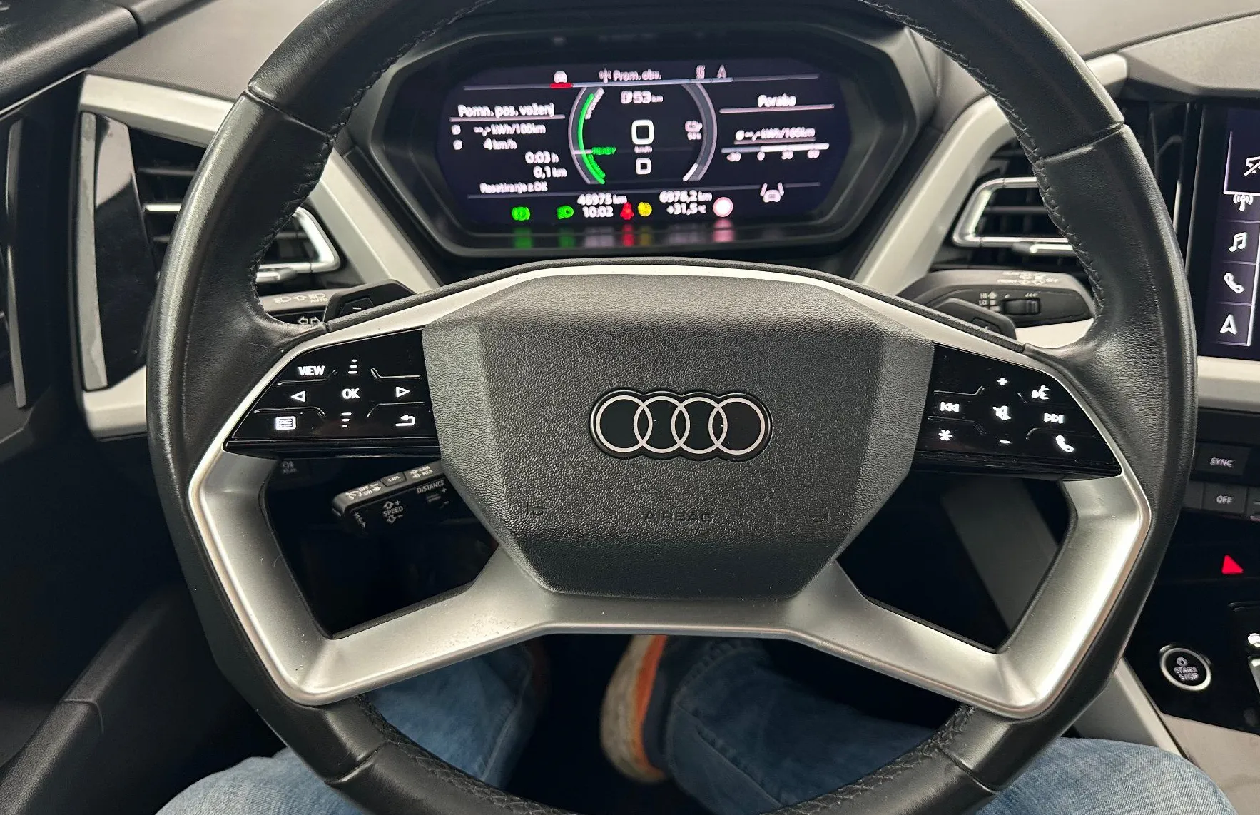Zunanja slika - Audi Q4 - e-tron  45 e-tron quattro.NEMŠKI+4ALU.KAMERA.LED.NAVI - 12
