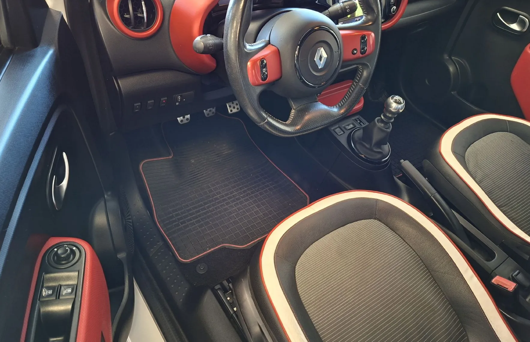 Zunanja slika - Renault Twingo - Expression Energy  GT-LED-NAVI-KAMERA-ODLIČEN- - 7