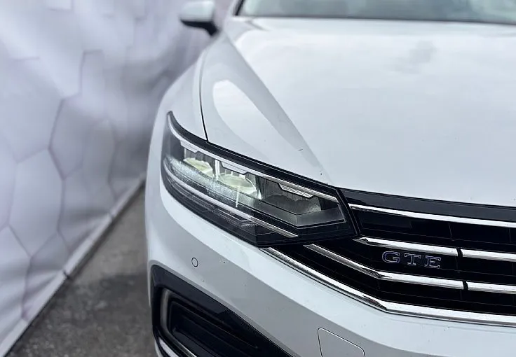 Zunanja slika - Volkswagen Passat - Variant 1.4 TSI GTE DSG - LED - NAVI - ACC - PDC - 6