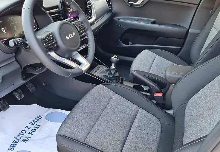 Zunanja slika - KIA Stonic - 1.2 LX Urban+ M T - 8