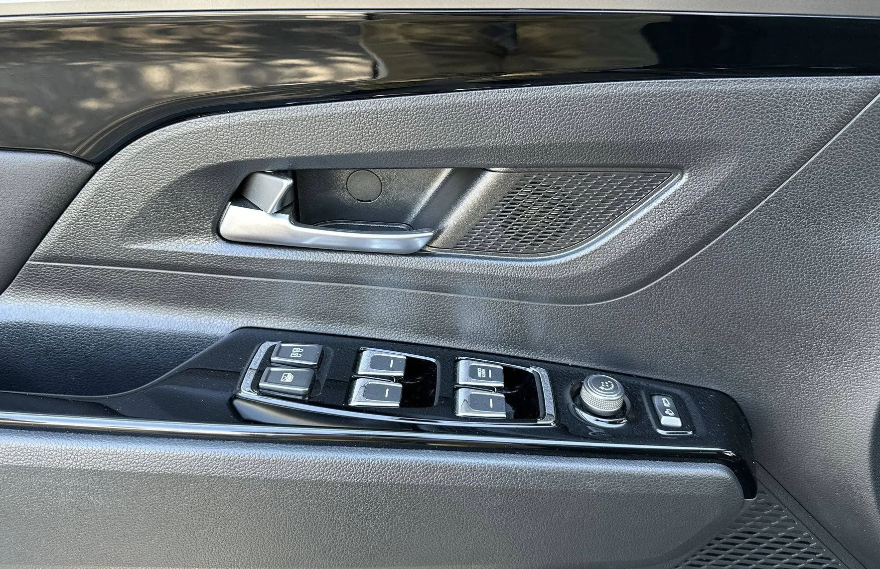 Zunanja slika - KG Mobility Korando - 1.5 T-GDI ISG Special Plus Avt - 13