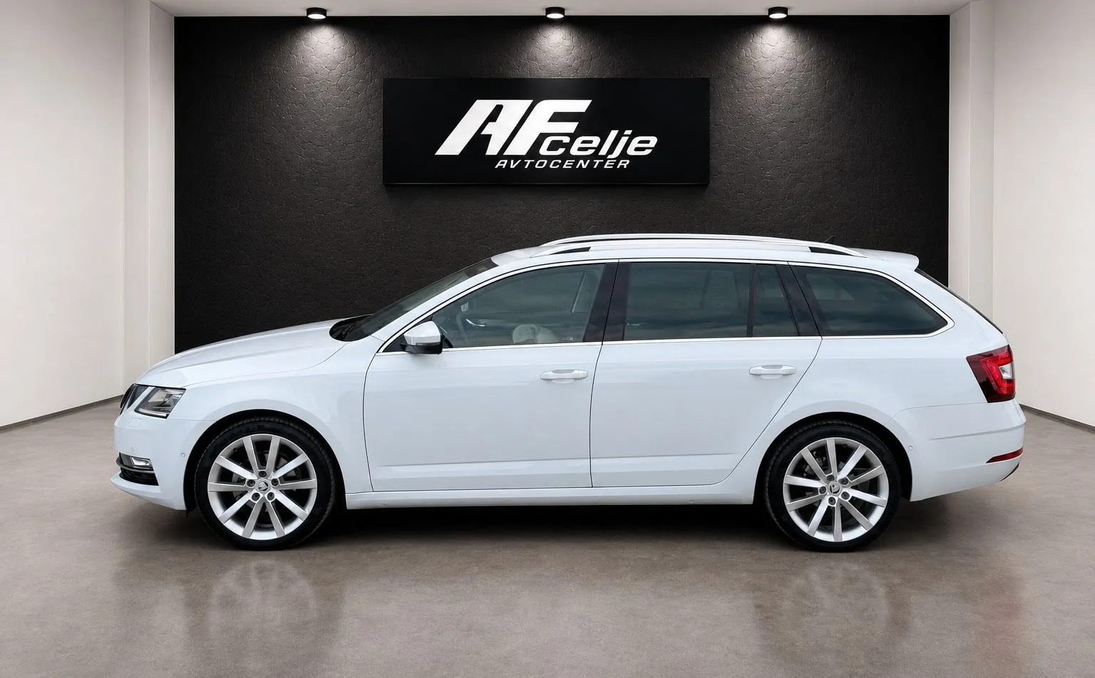 Zunanja slika - Škoda Octavia - 1.6 TDI-DSG-XENON+LED-LIZING ZA TUJCE-186.000km-.. - 6