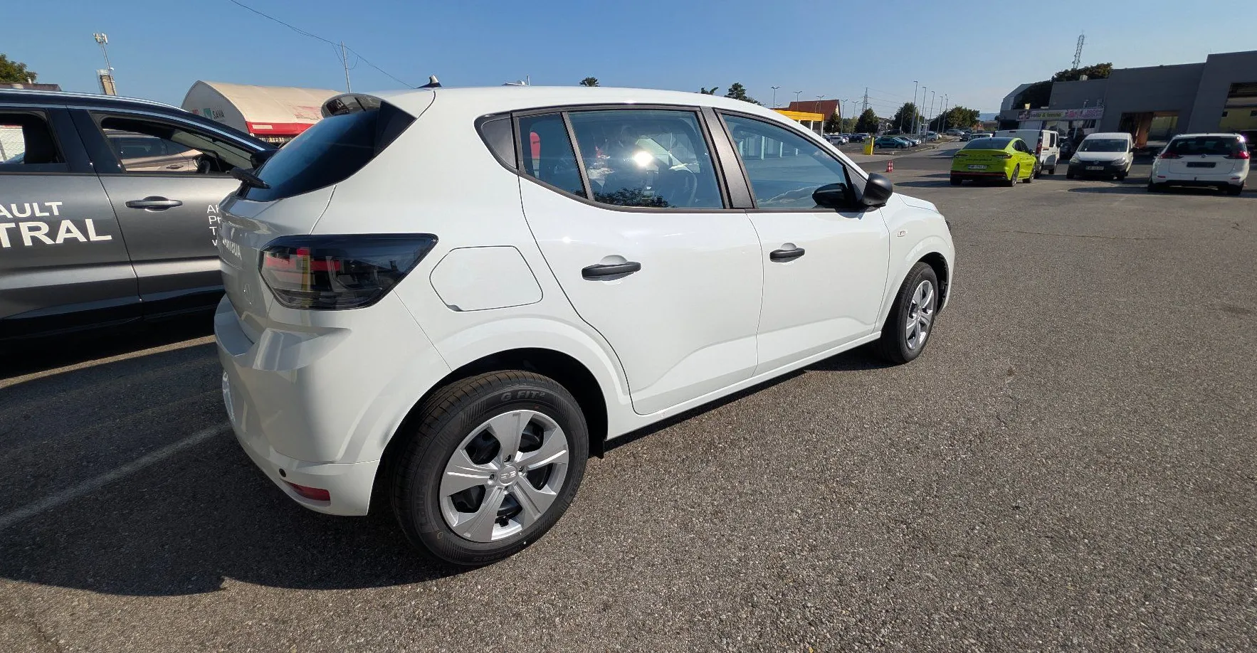 Zunanja slika - Dacia Sandero - 1.0 TCe 100 Essential - 8