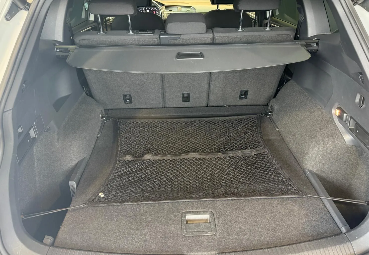 Zunanja slika - VW Tiguan Allspace - 4MOTION-R LINE-VIRTUAL-NAVI-HEADUP-KEYLESS-KLJUKA - 18