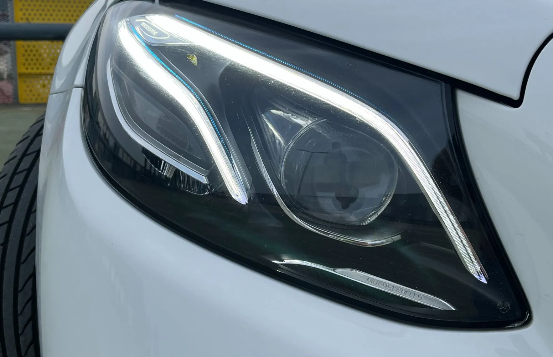 Zunanja slika - Mercedes-Benz E-Razred - E 200 d Avantgarde Avt. LED.VZR. KAM.2XPDC.NAVI - 4
