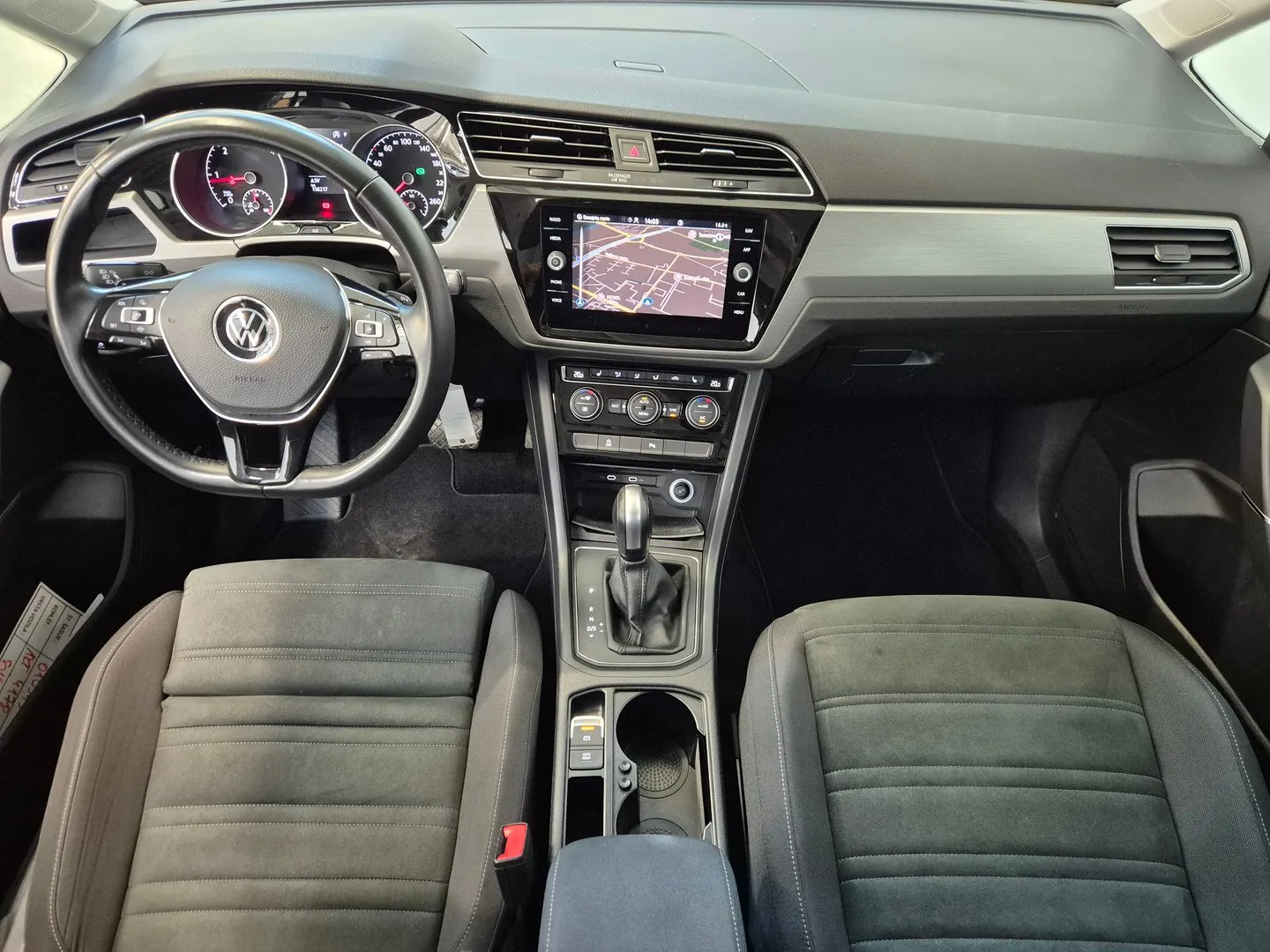 Zunanja slika - Volkswagen Touran - Family 2.0 TDI DSG - 8