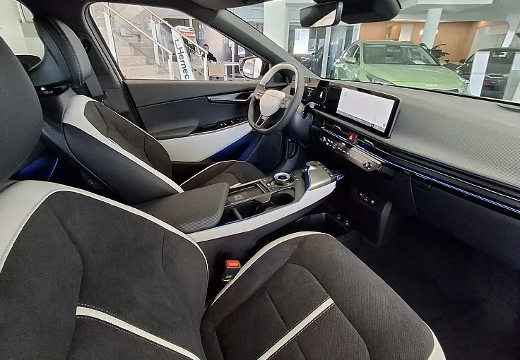 Zunanja slika - KIA EV6 - GT-Line 84 kWh bat.. 239 kW AWD + V2L NOVO 2025 - 11