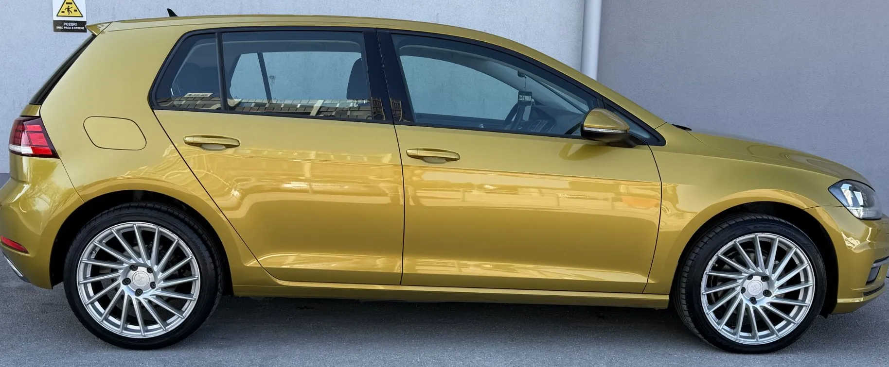 Zunanja slika - Volkswagen Golf - 1,6 TDI BMT - 6