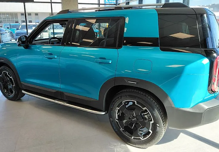 Zunanja slika - Baic BJ30 - 1.5T e-HYBRID 4WD - NA ZALOGI - 2