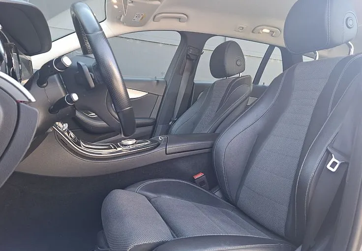 Zunanja slika - Mercedes-Benz E-Razred - E 220 d 4MATIC Avantgarde Avt. - 7
