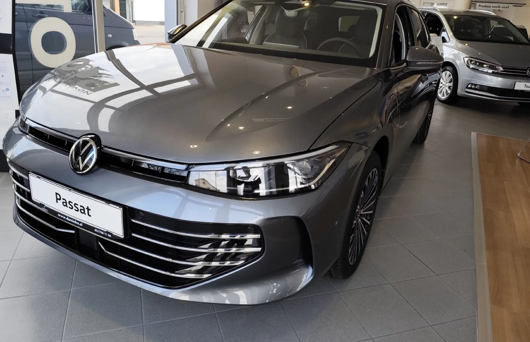 Zunanja slika - Volkswagen Passat - Variant 1.5 TSI eHybrid Elegance DSG 150kW - 7