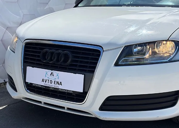 Zunanja slika - Audi A3 Cabriolet - 2.0 TDI DPF Ambition - ATRAKTIVEN - 17COL - PDC - 2