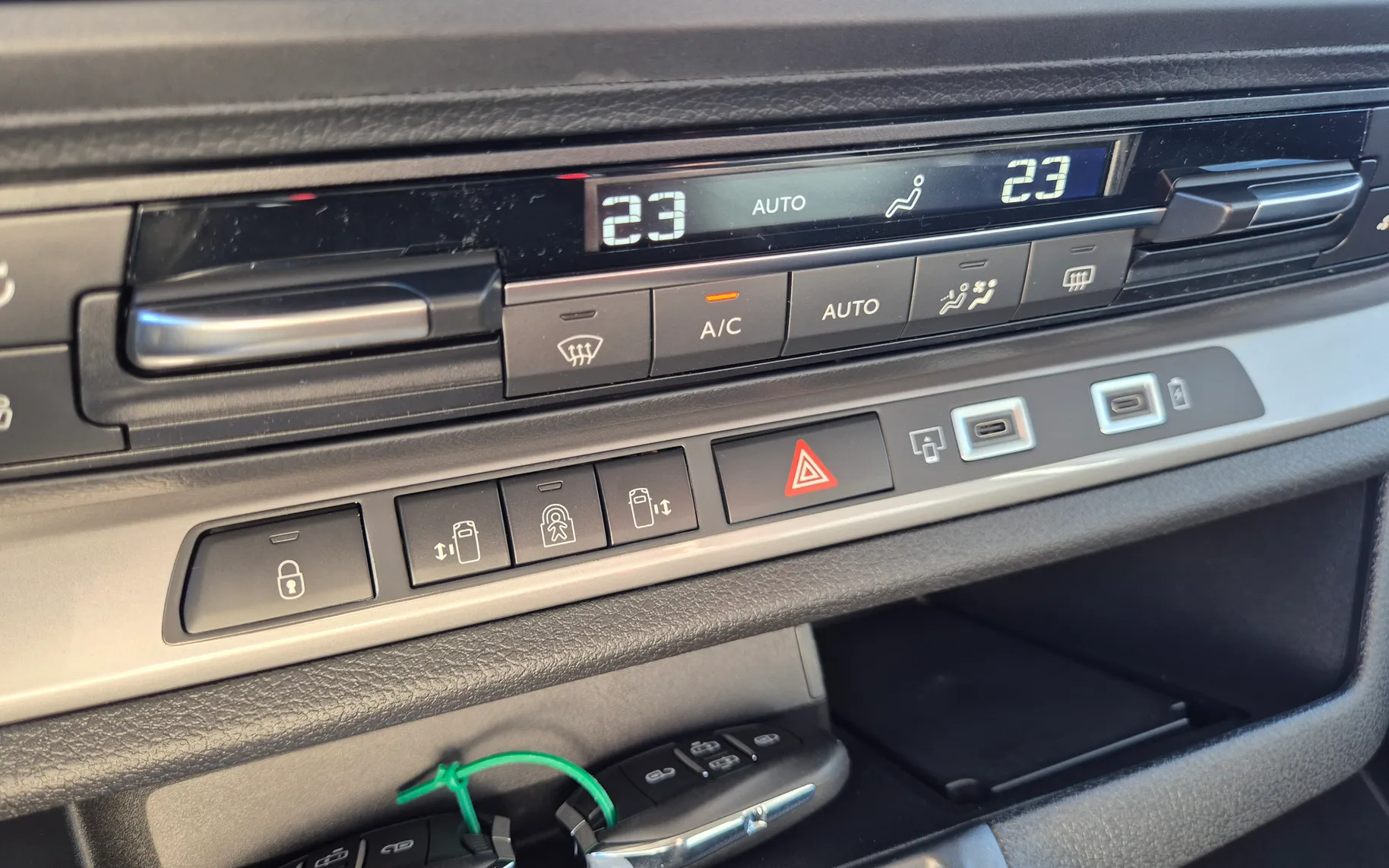Zunanja slika - Peugeot Traveller - L3 Business Vip 2.2 B-HDI 180 EAT8 - 5