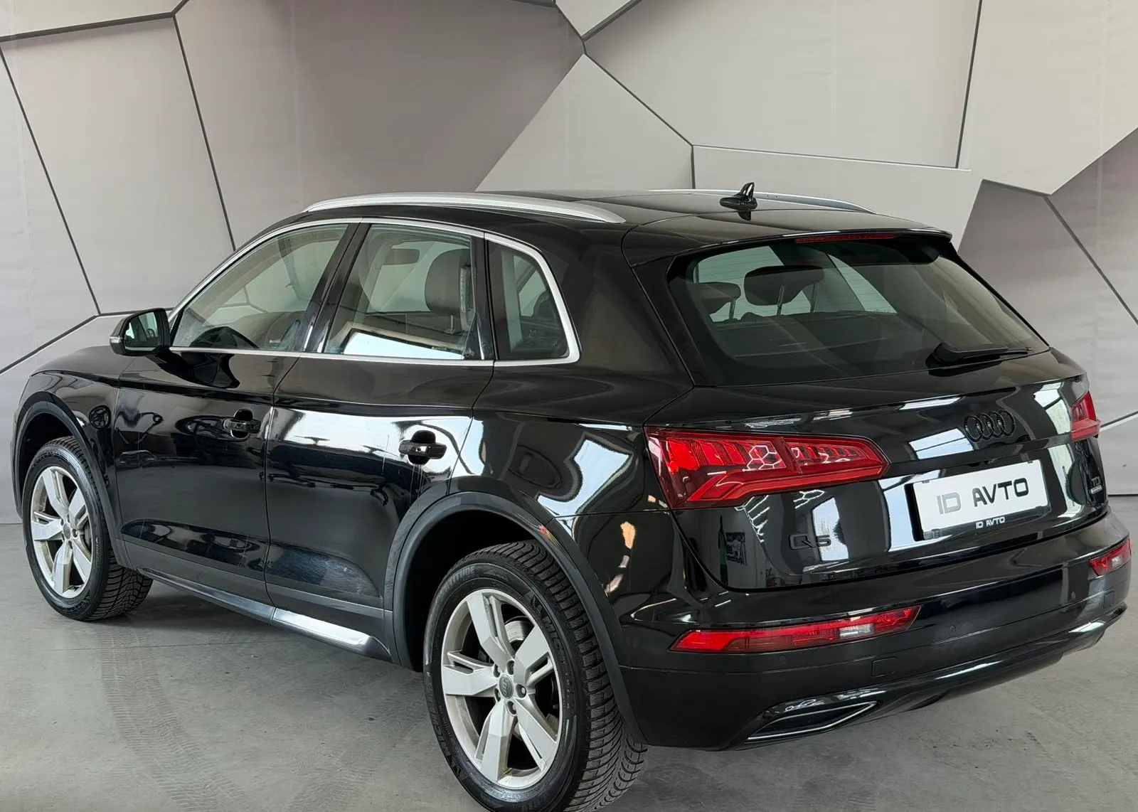 Zunanja slika - Audi Q5 - quattro 2,0 TDI Sport - 6