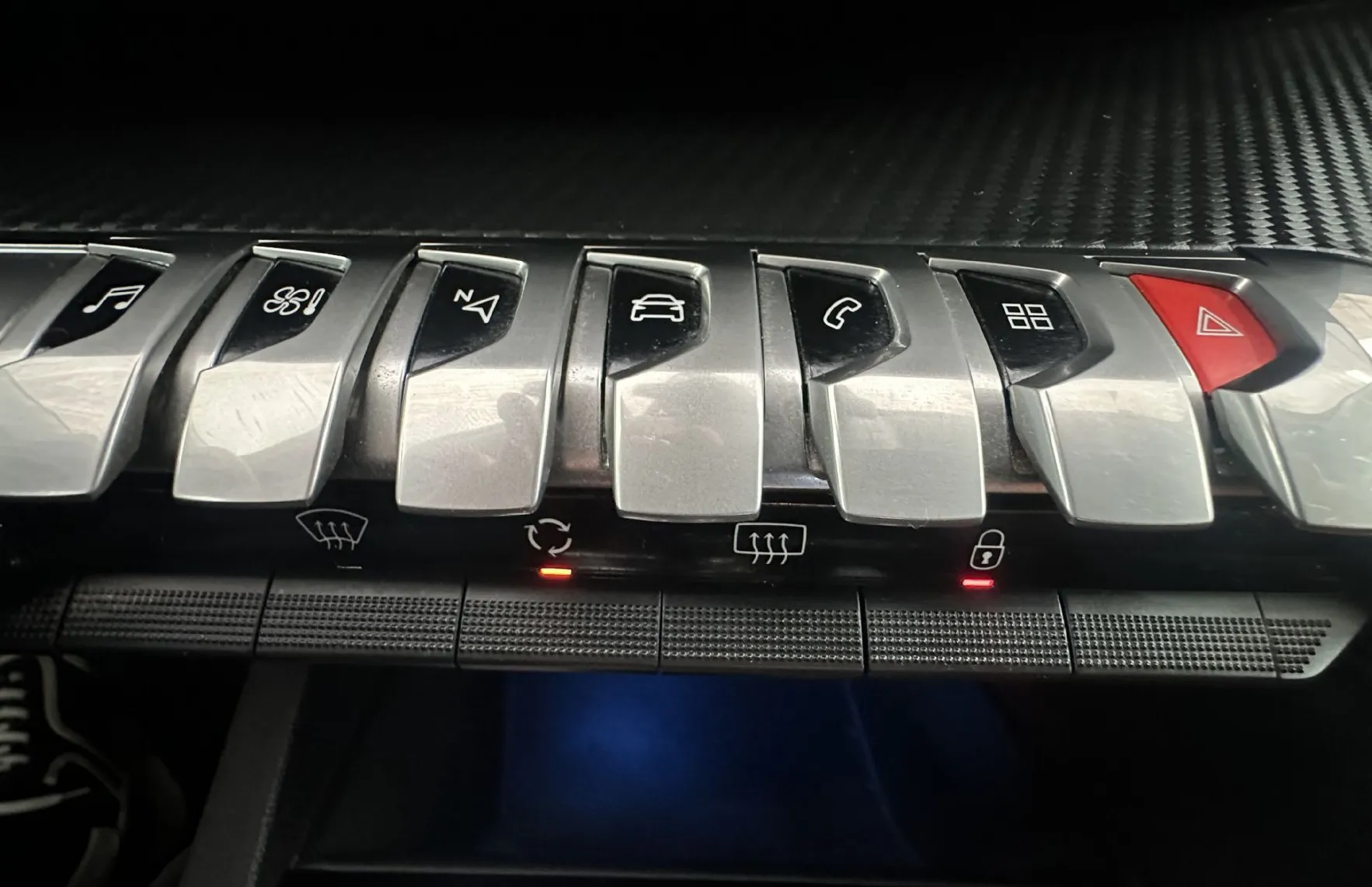 Zunanja slika - Peugeot 5008 - 1.5HDI 96KW.KAMERA.LED.NAVI.AUT.7.SEDEŽ128.000 KM - 12
