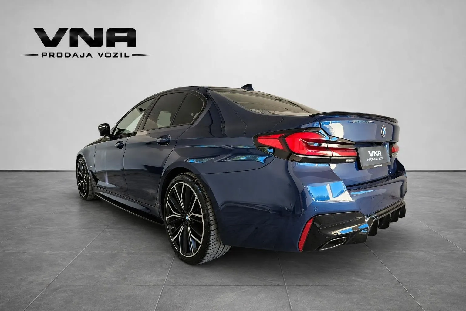 Zunanja slika - BMW serija 5: - 530d xDrive M-OPTIC |AERO|VIRTUAL|KAMERA|RADAR|A20 - 4