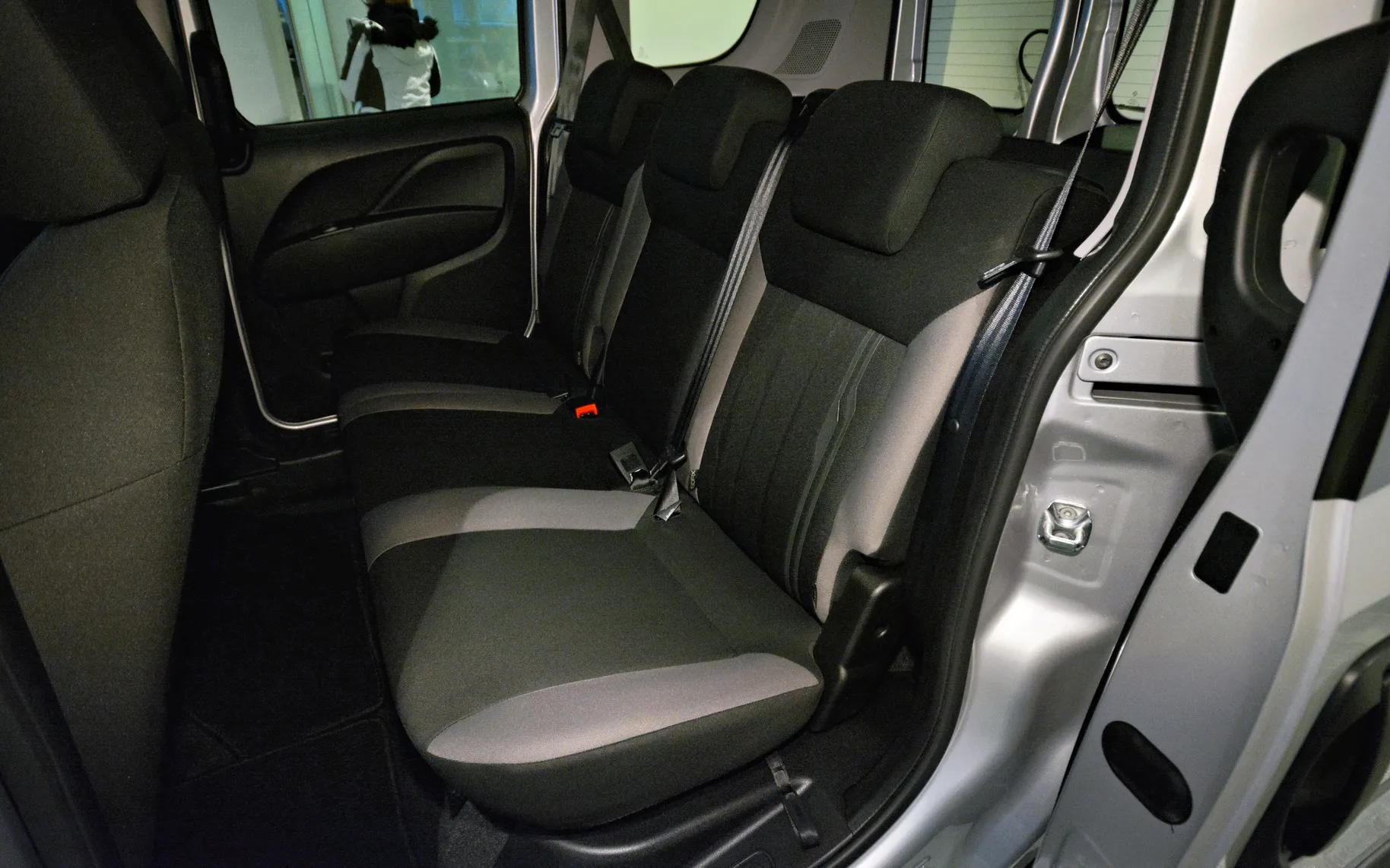 Zunanja slika - Fiat Doblo - 1.4 16v Easy PDC-KLJUKA-BLUETOOTH - 10