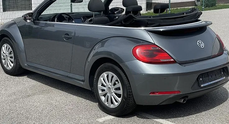 Zunanja slika - VW Beetle - 2.0 TDI Cabrio 81  110 - 3