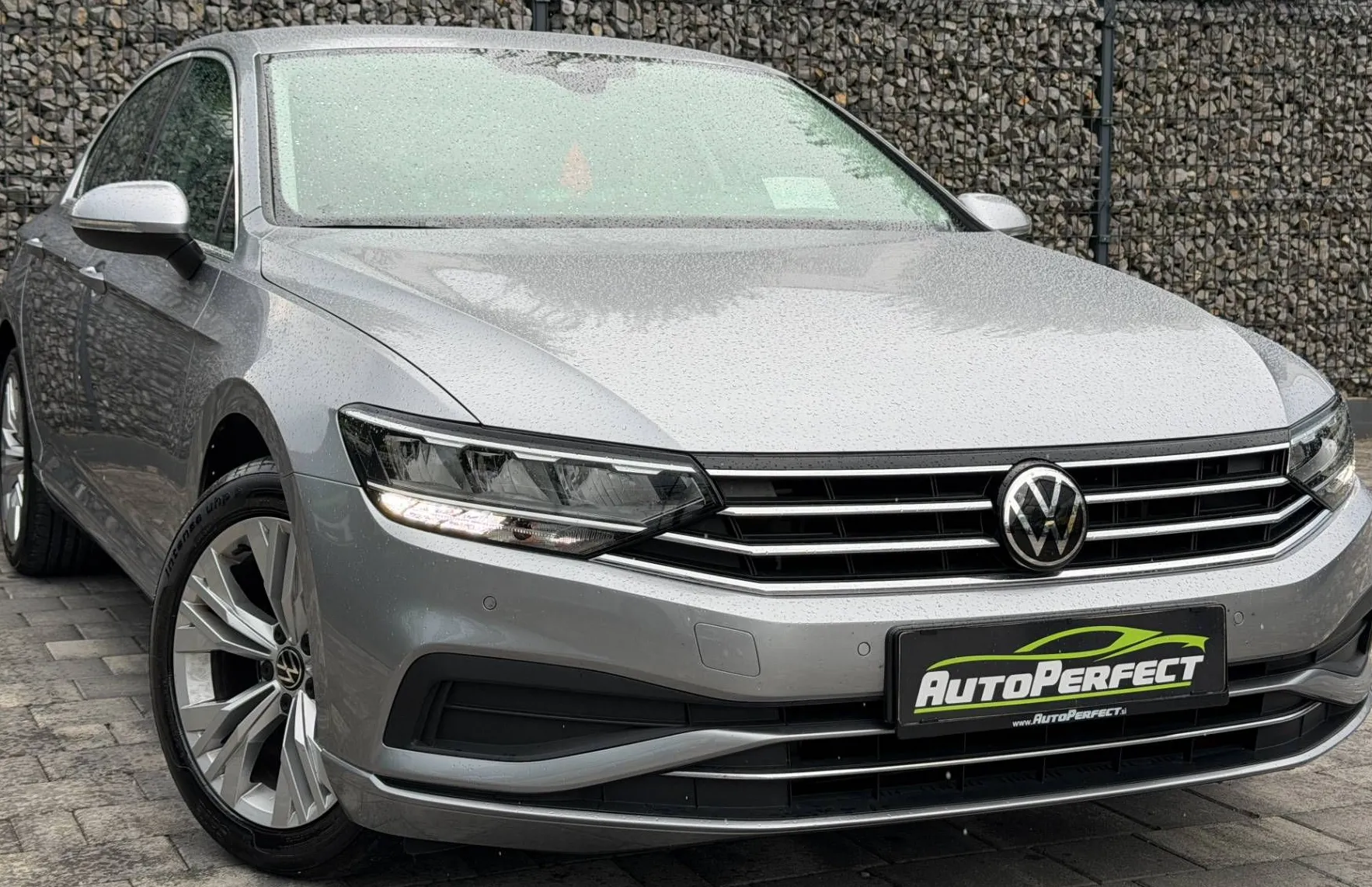 Zunanja slika - Volkswagen Passat - 2.0 TDI BMT SCR DSG |SLO|KAM|3 CON.|NAVI| - 1