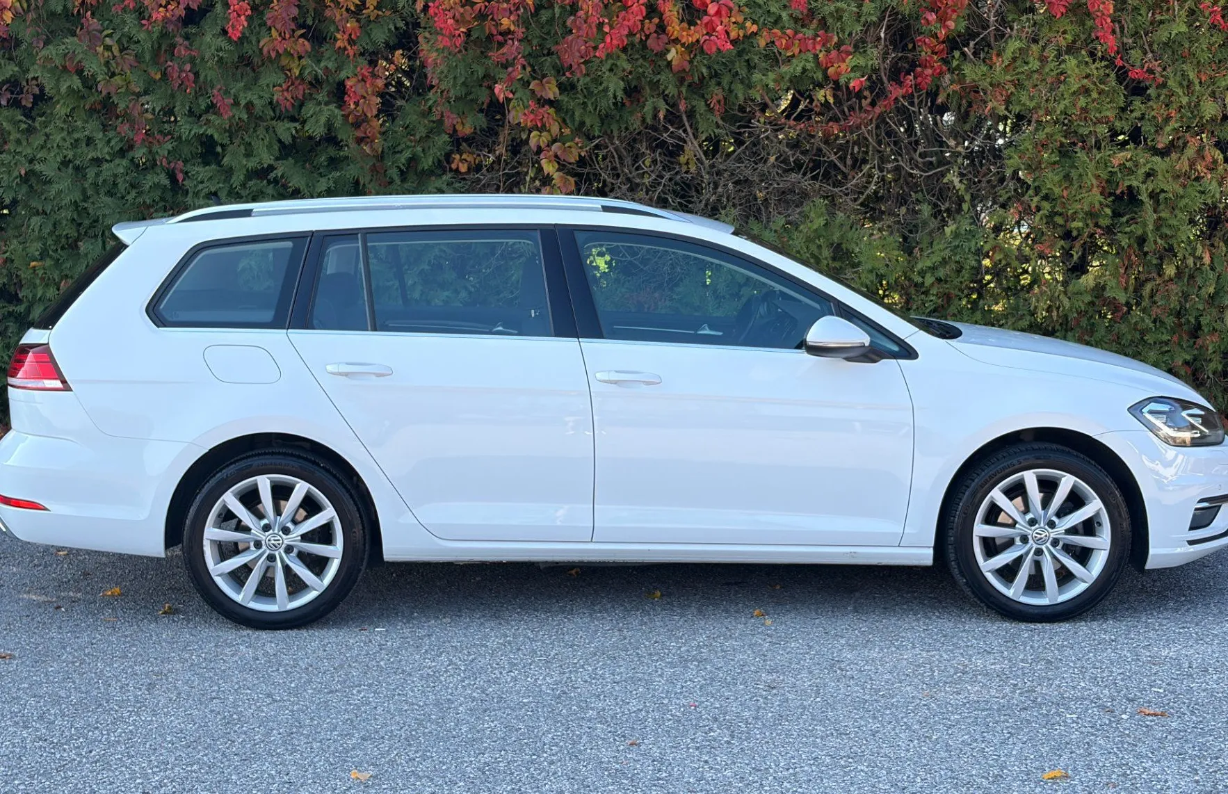 Zunanja slika - Volkswagen Golf - Variant 2.0 TDI BMT Highline DSG. 1.Lastnik. Servis.knjiga - 4