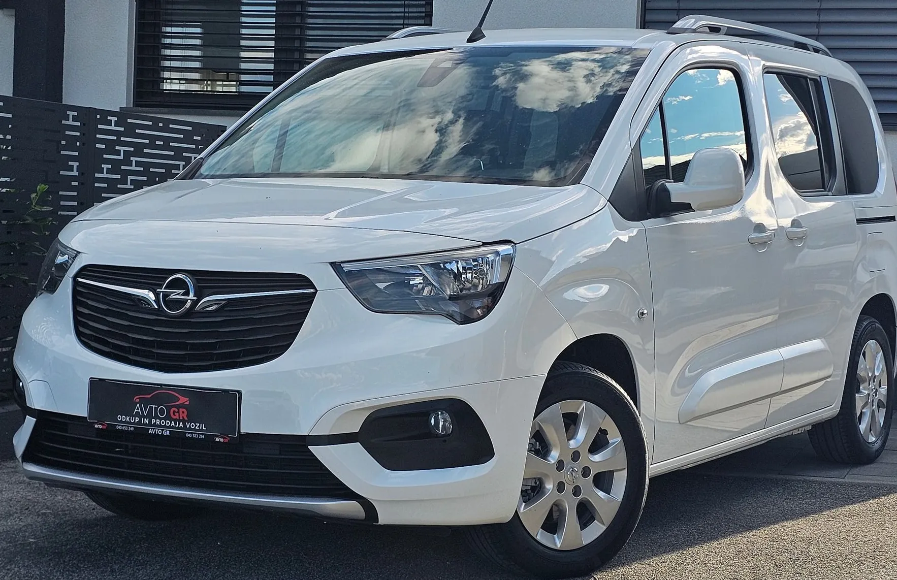 Zunanja slika - Opel Combo - 1.5 CDTI-Life-AUT. Le 125.000km-ODLIČEN-LED-Start- - 13