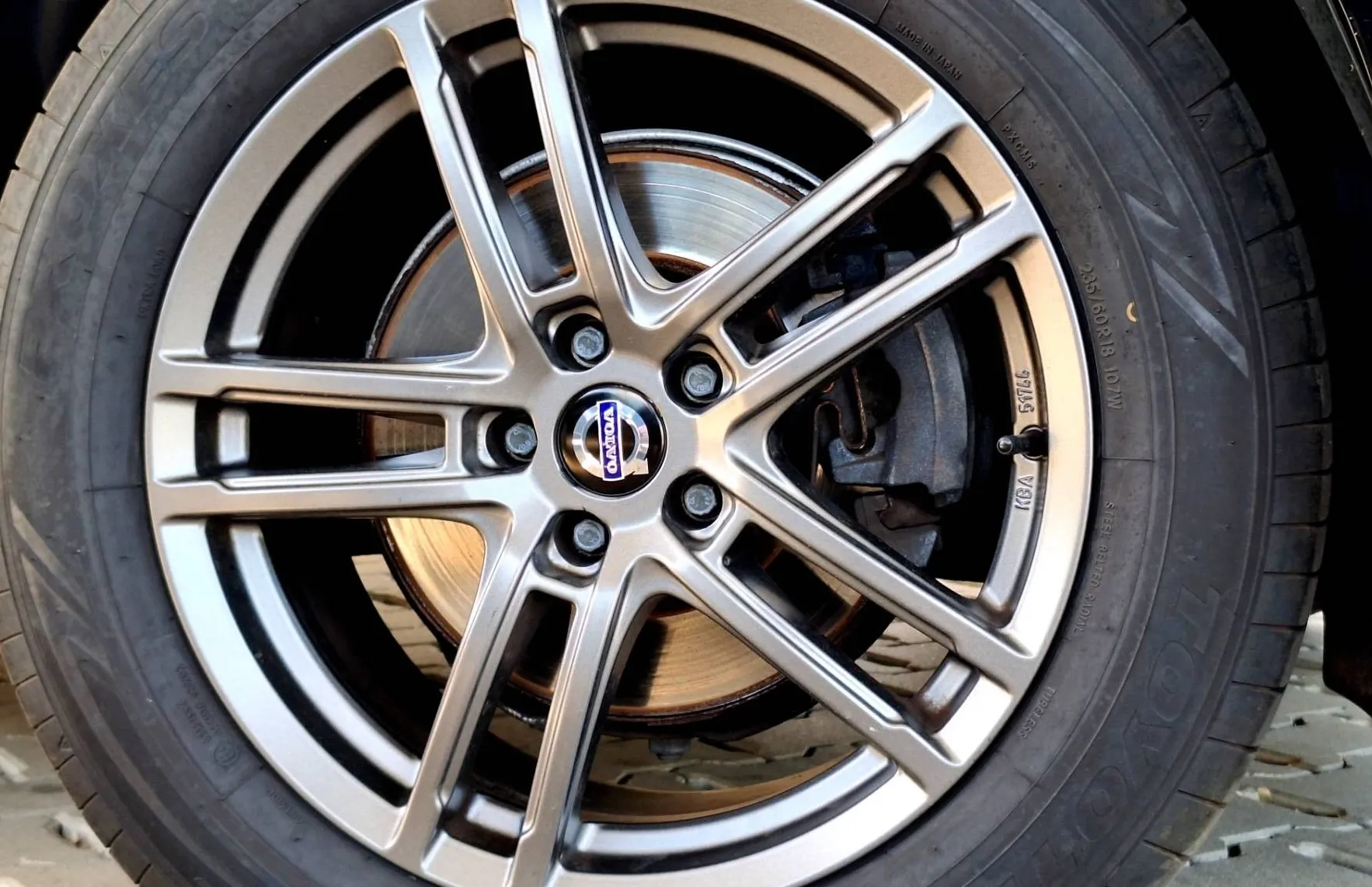 Zunanja slika - Volvo XC60 - D4 AWD Aut. Momentum•PDC•ALU19•VIRTUAL•... - 7