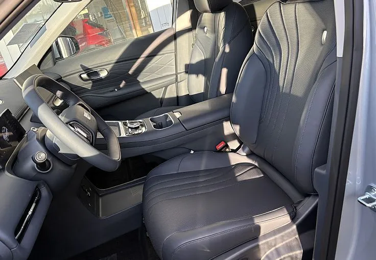 Zunanja slika - Geely StarRay EM-i - 1.5 PHEV  PRO - 3