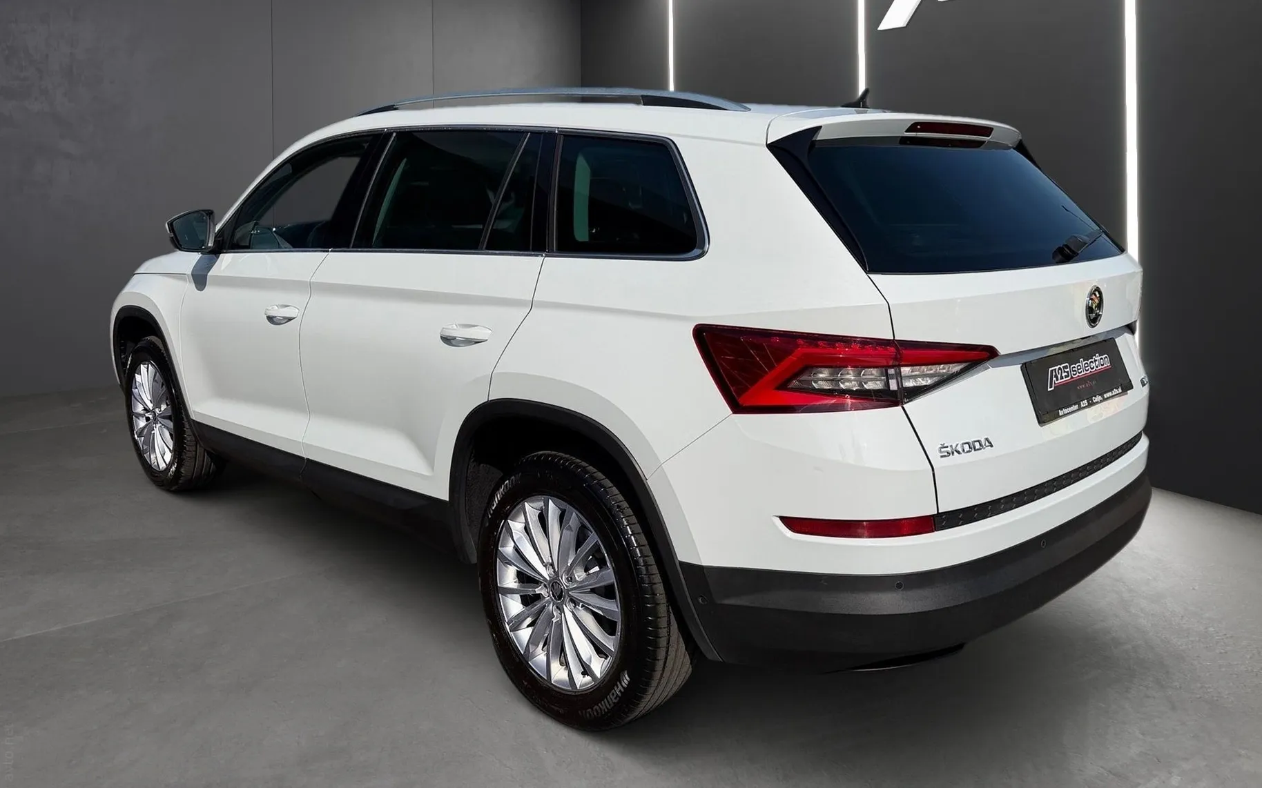 Zunanja slika - Škoda Kodiaq - 4x4 2.0 TDI Style DSG-SLO-7 SEDEŽEV-360 KAMERA-P.. - 4