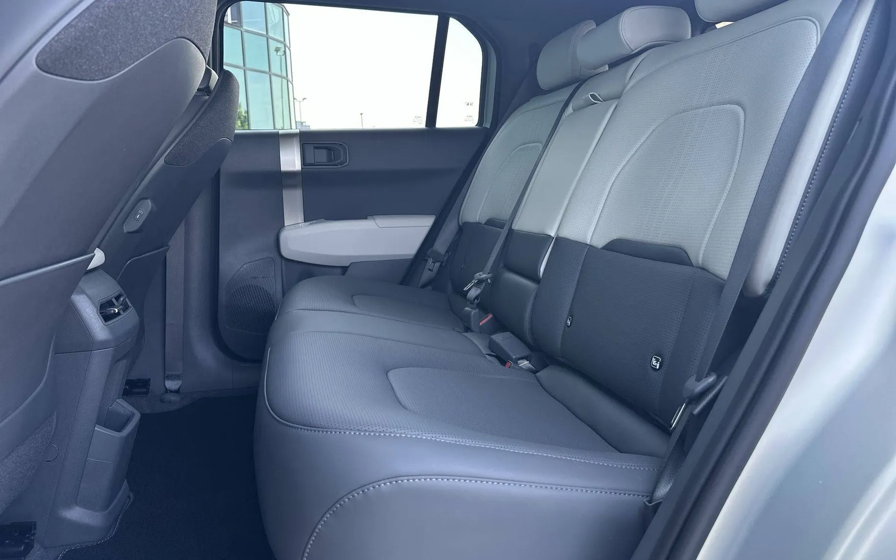 Notranja slika - KIA EV3 - GT-Line 81.4 kWh baterija. doseg do 605km... - 18