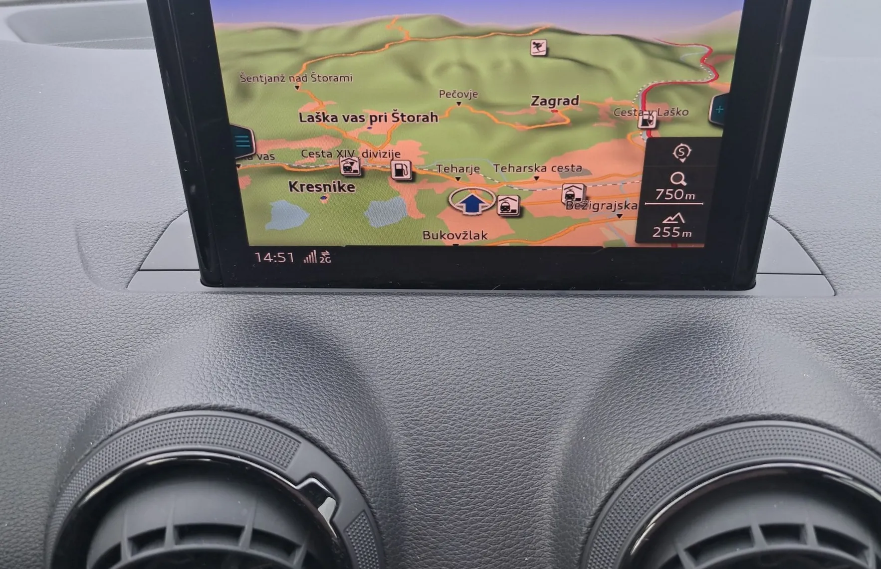 Zunanja slika - Audi Q2 - 30 TDI S tronic... - 9