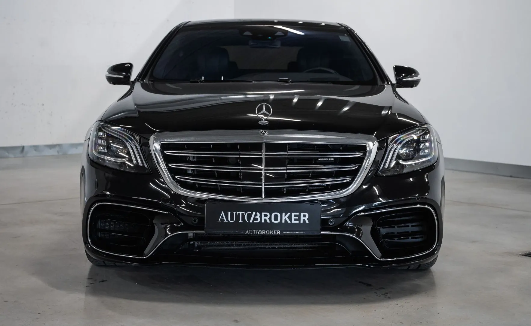 Zunanja slika - Mercedes-Benz S-Razred - S 63 AMG 4MATIC+ L - 2