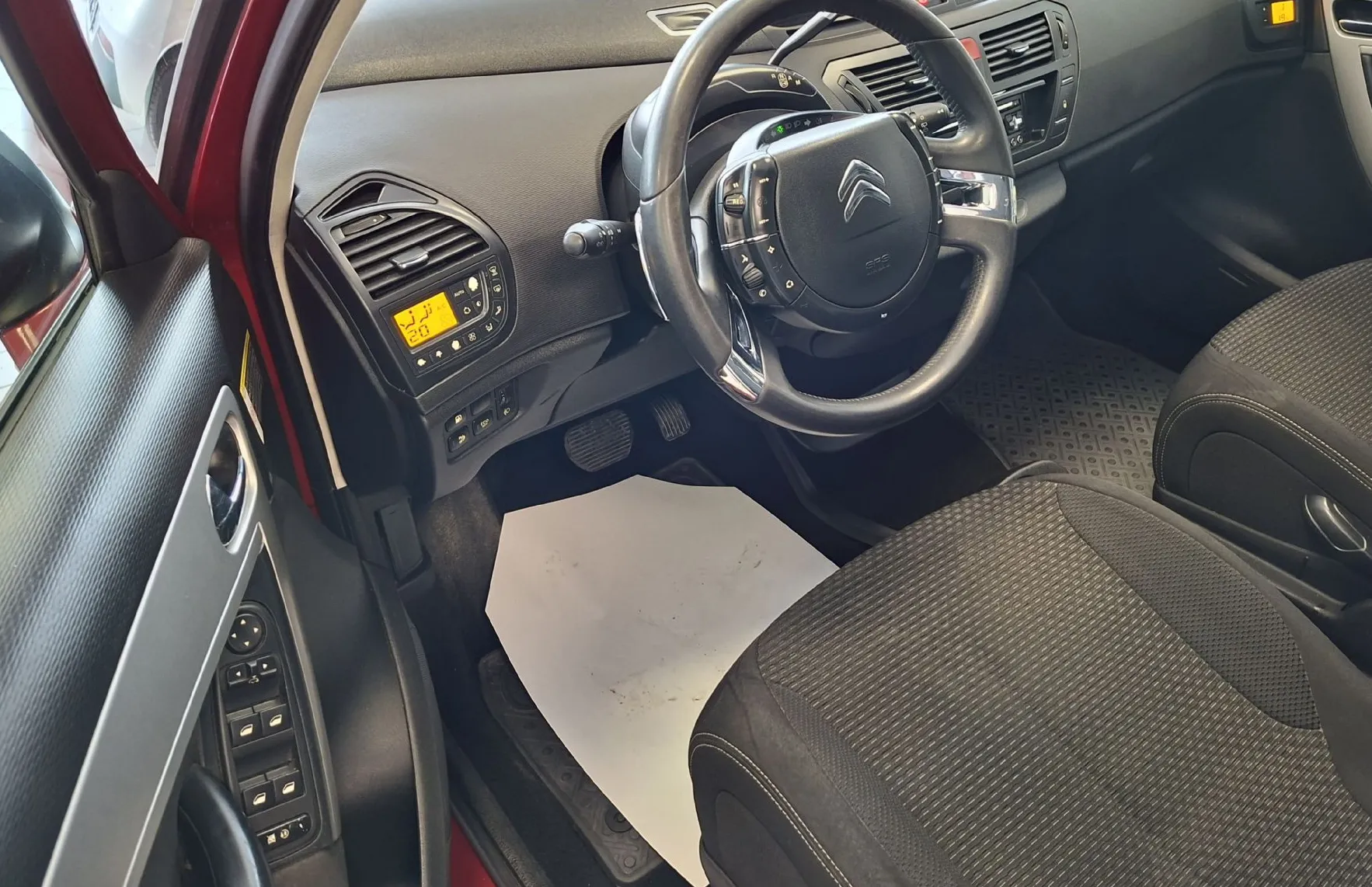 Zunanja slika - Citroën C4 Grand Picasso - Exclusive HDi 110 7 sedežev-LED-NAVI-PDC- - 7