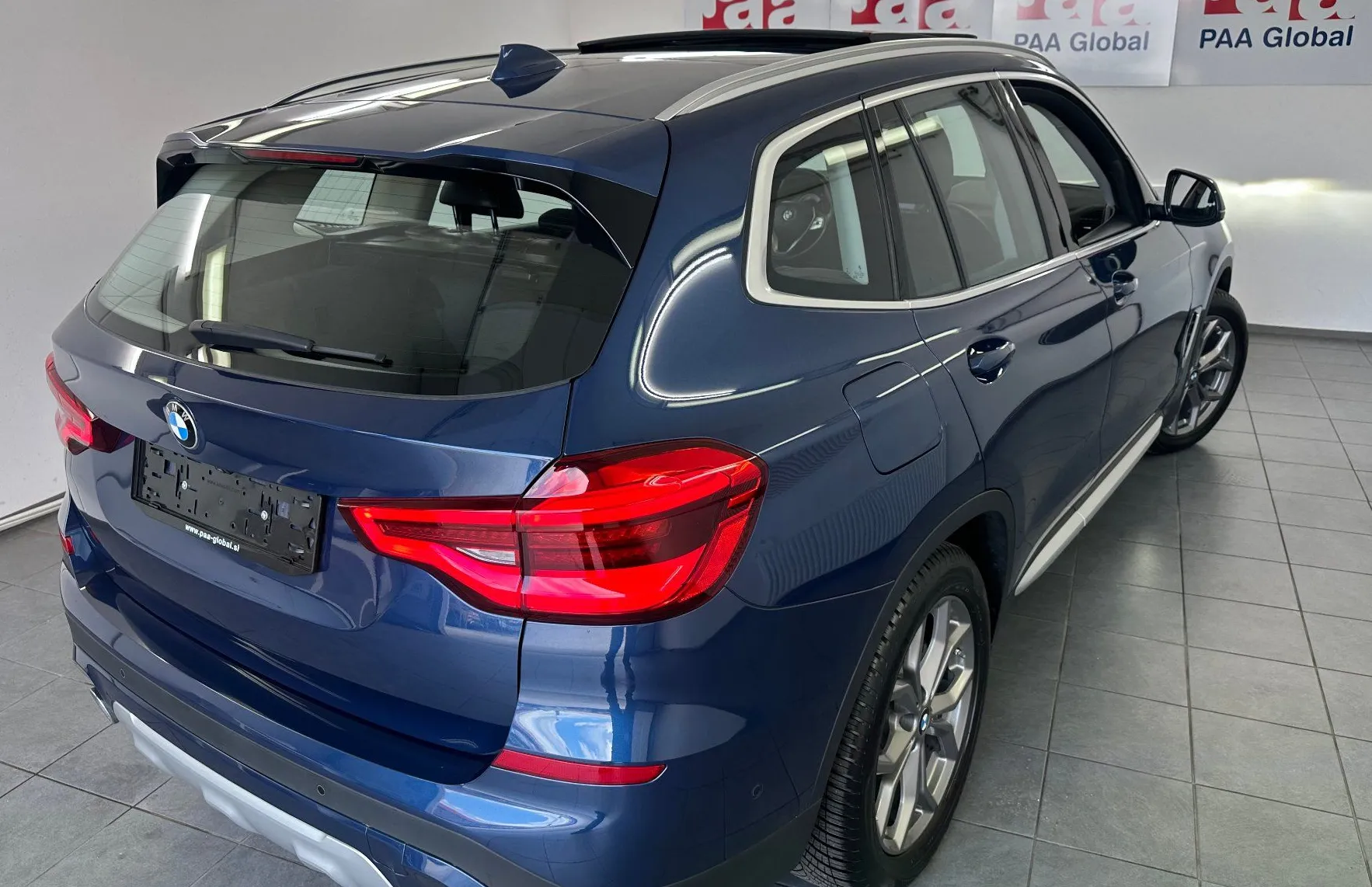 Zunanja slika - BMW X3 - serija : xDrive 20d Luxury Line Avt.USNJE.KAMERA.PANORAMA - 13