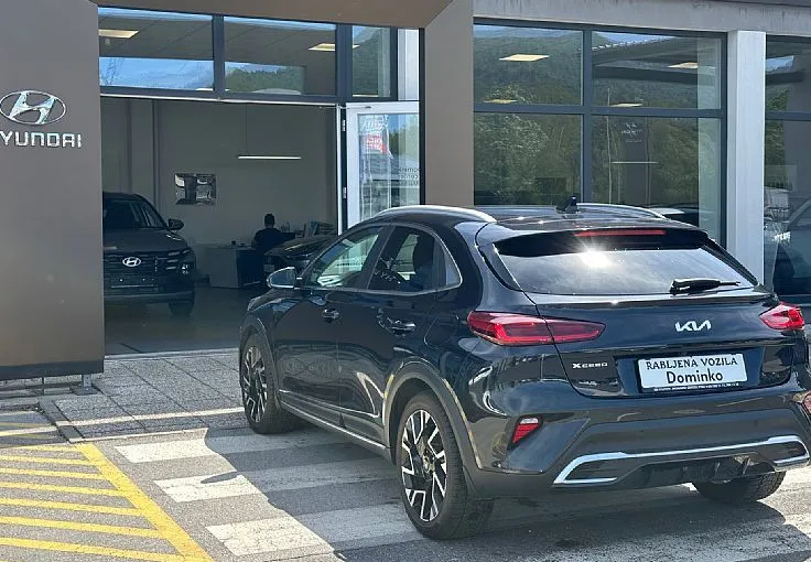 Zunanja slika - KIA XCeed - 1.5 T-GDi Avt°°1.Lastnik°°Slo. poreklo° - 3