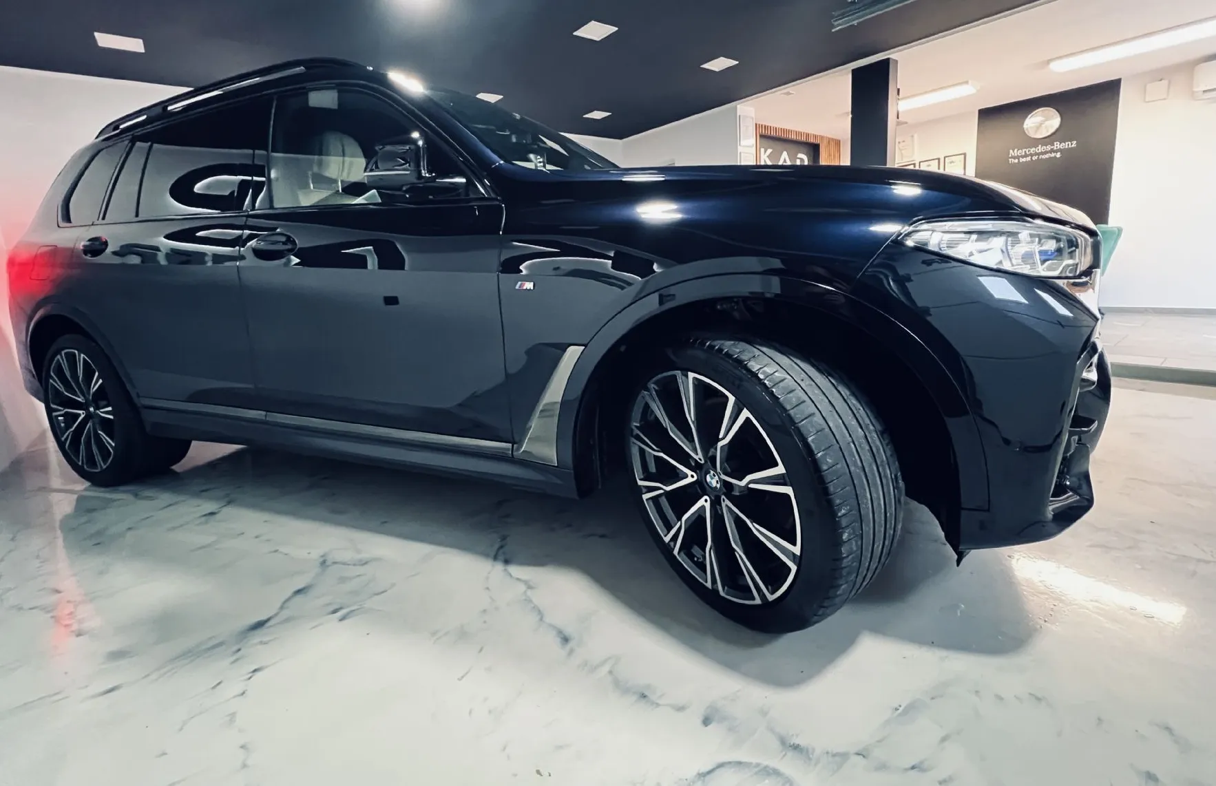Zunanja slika - BMW X7 - serija : xDrive40i M SOFT-PANO-LASER-KAM360-22COL -4CONTR.. - 2