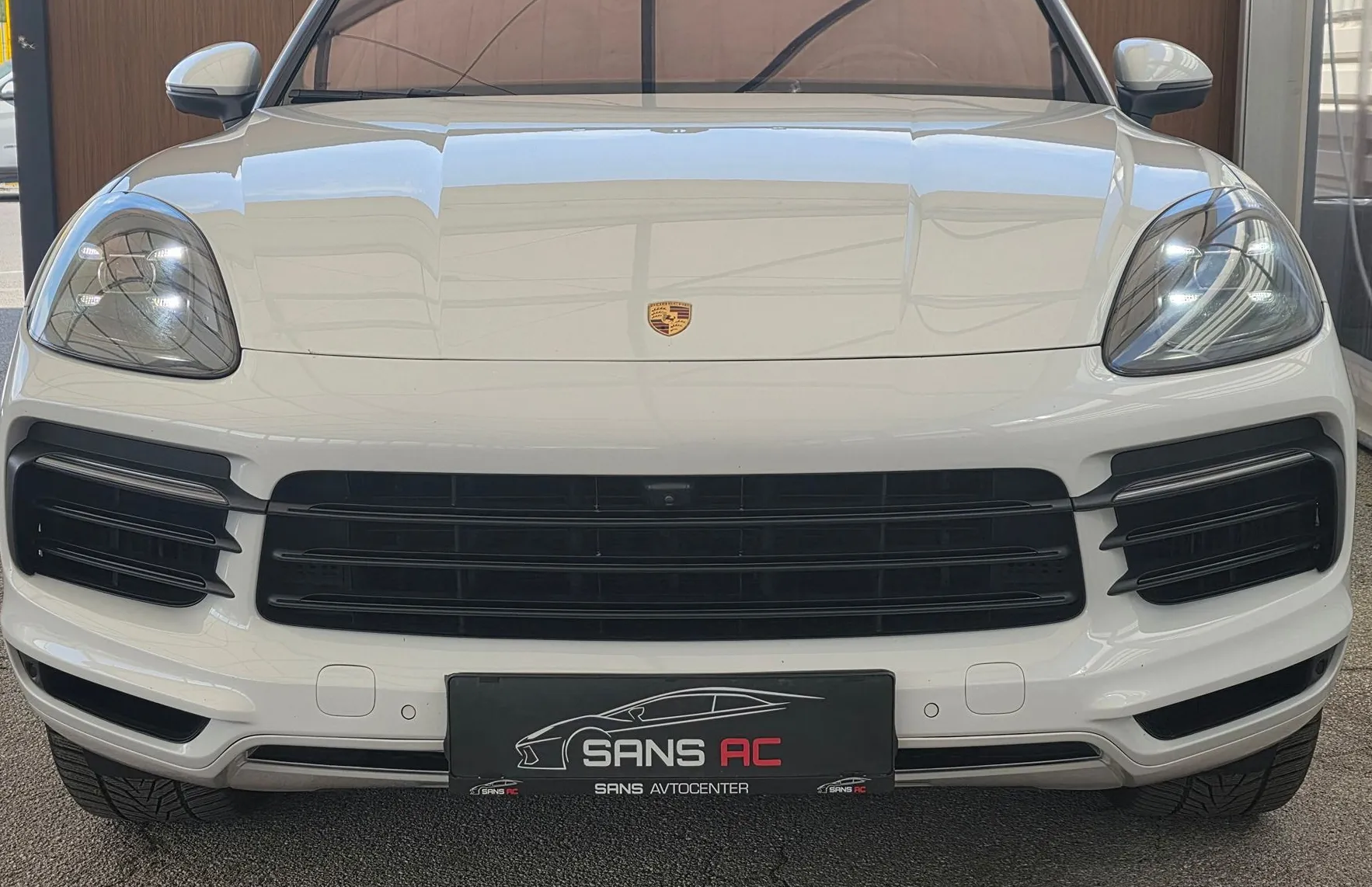 Zunanja slika - Porsche Cayenne - Coupe 3.0 V6 - CHRONO - PANO - BOSE - KLJUKA - 360 KAM - 2
