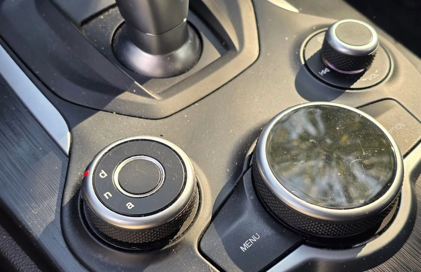 Zunanja slika - Alfa Romeo Stelvio - 2.2 DIESEL 180 AVT. LED-ALU PALTIŠČA-NAVI - 15